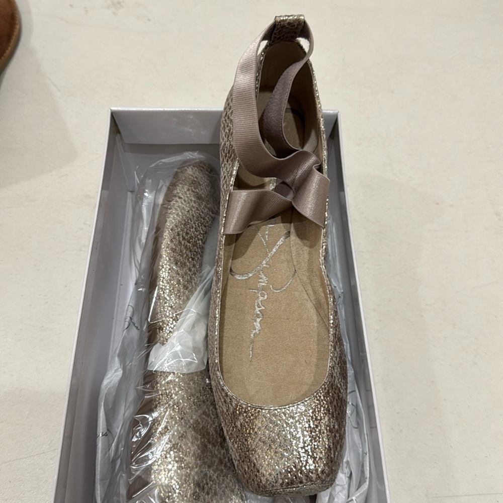 JESSICA SIMPSON BALLERINA FLATS, SIZE 8.5 NWT
